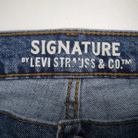 Signature by Levi Strauss S41 Medium Wash Men's Size 36/34 Blue Jeans - Picture 3 of 15